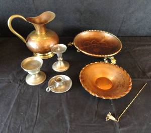 lot 43 image: Silver & Copper Metal Collection