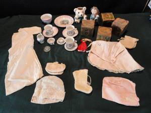 lot 81 image: Vintage Baby Items with some German Collectibles