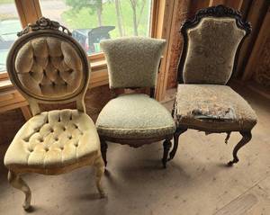lot 200 image: Vintage Chairs that need some TLC