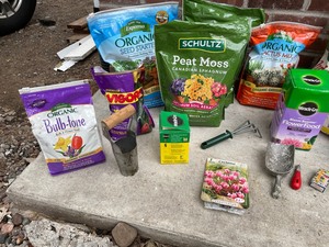 lot 221 image: Yard and Flower Chemicals with Planting Accessories