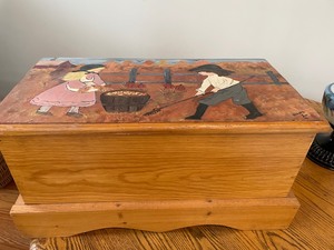 lot 138 image: Wooden Handpainted Wooden Chest