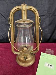 lot 54A image: US Brass Lift Wire Tubular Lantern