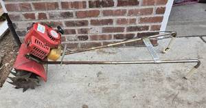 lot 265 image: Mantis Tiller SN421132 Has Compression