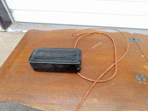 lot 41 image: Antique The Free No. 5 Treadle Sewing Machine
