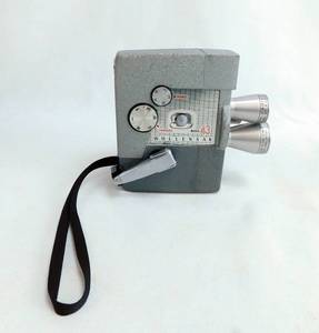 lot 42 image: Vintage Wollensak Model 43 8MM Roll Film Camera Fast f1.8 Lens System with Built-In Filters with Original Case