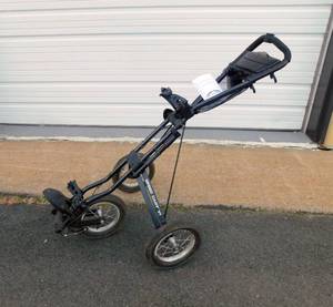 lot 7 image: Sun Mountain Speed Cart V1 Push Golf Cart