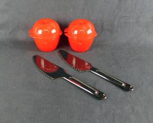 lot 78 image: 2 Red Fruit Apple Container and 2 Serrated Servers