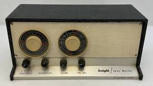 lot 2 image: Vintage Knight Span Master Radio (Turns On And Hums)