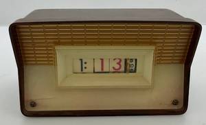lot 5 image: 1952 Numechrom TYMETER Clock (Works)