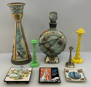 lot 24 image: Misc. Vintage SEATTLE WORLDS FAIR Items & More