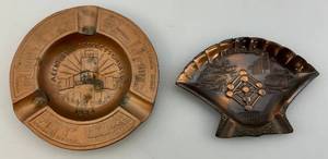 lot 33 image: Vintage 1934 A Century Of Progress  Chicago Ashtray & BRUXELLES Ashtrays