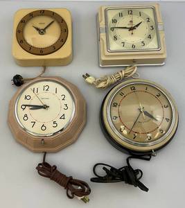 lot 34 image: Misc. Vintage Wall Clocks (WITH CORDS)