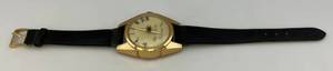 lot 51 image: Vintage Large Wall Hanging Wrist Watch High Sensitivity Transistorized Radio (Works)