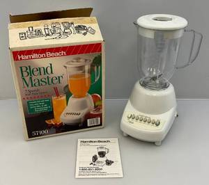 lot 130 image: Vintage Hamilton Beach Blend Master 7 Speeds With Pulse Option Blender In Original Box