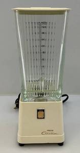 lot 133 image: Vintage Proctor Silex Citation Blender Model 02015 MCM Square Glass Pitcher (WORKS)