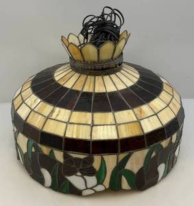 lot 153 image: Vintage Stained Glass Cat Design Hanging Light