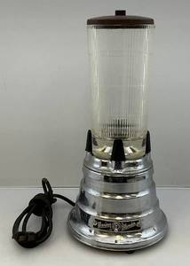 lot 155 image: Vintage Waring Beehive Blender Model 700A (Works)