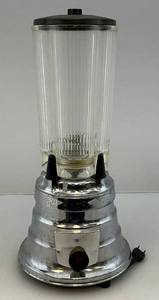 lot 157 image: Vintage Waring Beehive Blender Model DL-202 (Works)