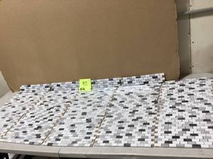 lot 37 image: Lot of Daltile Snow Illusion 2-58 in. x 12 in. Marble Decorative Accent Wall Tile (2.187 sq. ft.Case)   Customer Returns See Pictures