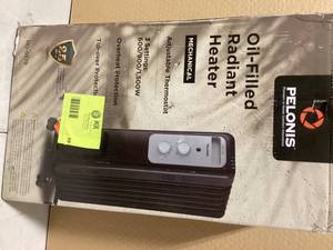 lot 59 image: Pelonis 1,500-Watt Oil-Filled Radiant Electric Space Heater with Thermostat Customer Returns See Pictures