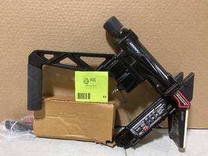 lot 68 image: Husky Pneumatic 3-in-1 15.5-Gauge and 16-Gauge 2 in. Flooring Nailer and Stapler with Quick Jam Release Customer Returns See Pictures