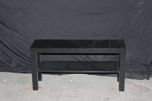 End Table with bookshelf