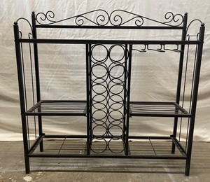 Metal wine rack