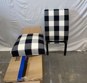 Set of 2 Plaid Black and White Dining Room Chairs Accent Chairs (new)