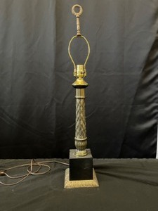 Pillar lamp