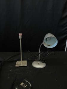 Lot of 2 table lamps