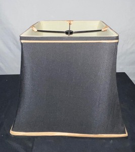 Square Black w.Gold Trim Lampshade