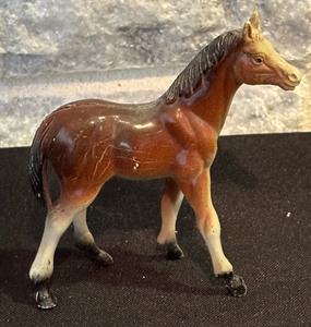 lot 128 image: Collectible Horse Figurines