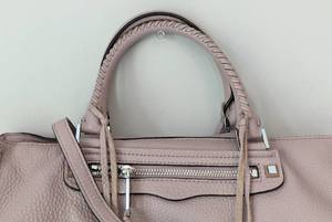 lot 88 image: Rebecca Minkoff Pink Regan Purse