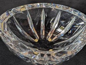 lot 43 image: Small Kosta Boda Oval Crystal Bowl