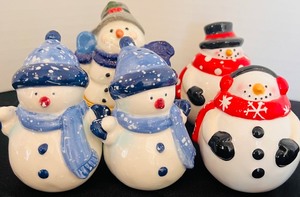 lot 183 image: Fun Salt and Pepper Shakers and Figurines