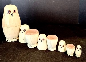 lot 103A image: Vintage Wood Nesting Figures Family of Hand Painted Owls