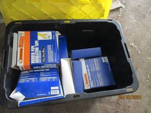 Covered tote of pipe insulation