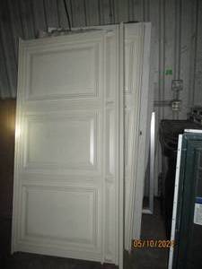 Lot of doors and wall panels...