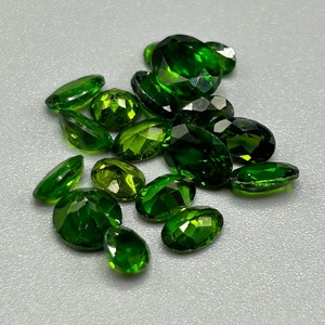 9.26 Carat Green Garnet Oval Faceted Cut - Various Size Lot of Loose Stones�