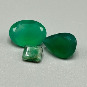10.59 Carat Emerald Mixed Cut - Assorted Lot of Various Size & Shape Loose Stones Set of 3