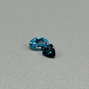 0.84 Carat Blue Topaz Oval & Triangular Faceted Cut Loose Stones Set of 2