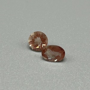 1.49 Carat Sunstone Oval & Round Faceted Cut - Loose Stones Set of 2