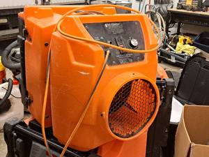 lot 15 image: Abatement Technologies Air Scrubber Filter Fan