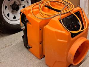 lot 17 image: Abatement Technologies Air Scrubber Filter Fan