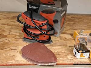 lot 92 image: Tool Shop Detail Sander 241-9706