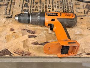 lot 96 image: Ridgid VSR 12 18V Cordless Drill R84D011
