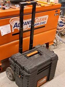 lot 135 image: Ridgid Rolling Tool Box