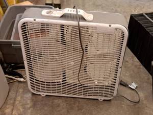 lot 148 image: Aerospeed 20 Box Fan