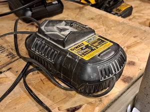 lot 170 image: DeWalt 12V Max  20V Max Lithium Ion Battery Charger DCB101