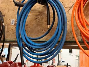 lot 193 image: Air Hose